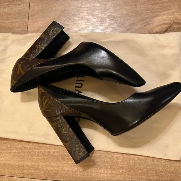 Louis Vuitton Black and Monogram Heels - Picture 3 of 10